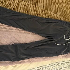 Vuori Men’s Technical Climber Pants in Dark Grey Size XL